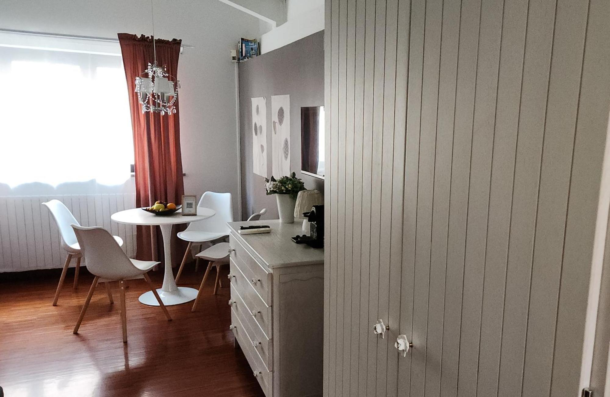 Couette-café Gaia - A Due Passi Dal Centro - Parcheggio Privato